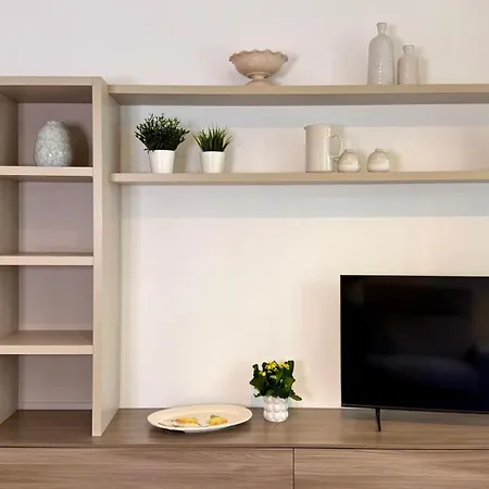 Casa Almika Marchese Di Montrone Apartment דירה *