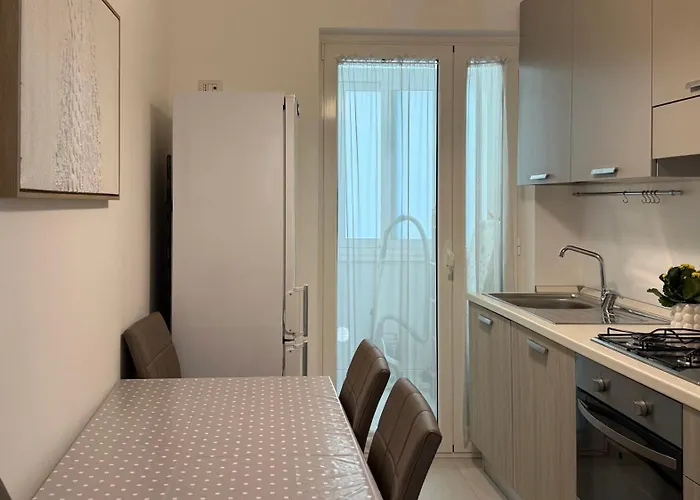 Laus Via Marchese Di Montrone - Lux & Design In The Center Of - New Opening Appartement Bari